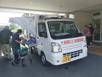 R781.jpg