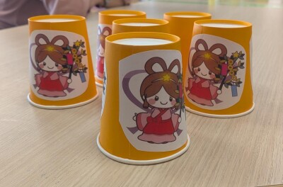 R8772.jpg